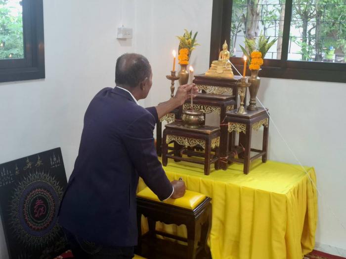 เทศบาลตำบลห้วยาง ร่วมพิธีทำบุญตักบาตรเจริญพระพุทธมนต์ เนื่องในโอกาสขึ้นอาคารสำนักงานแห่งใหม่ เพื่อความเป็นสิริมงคล 